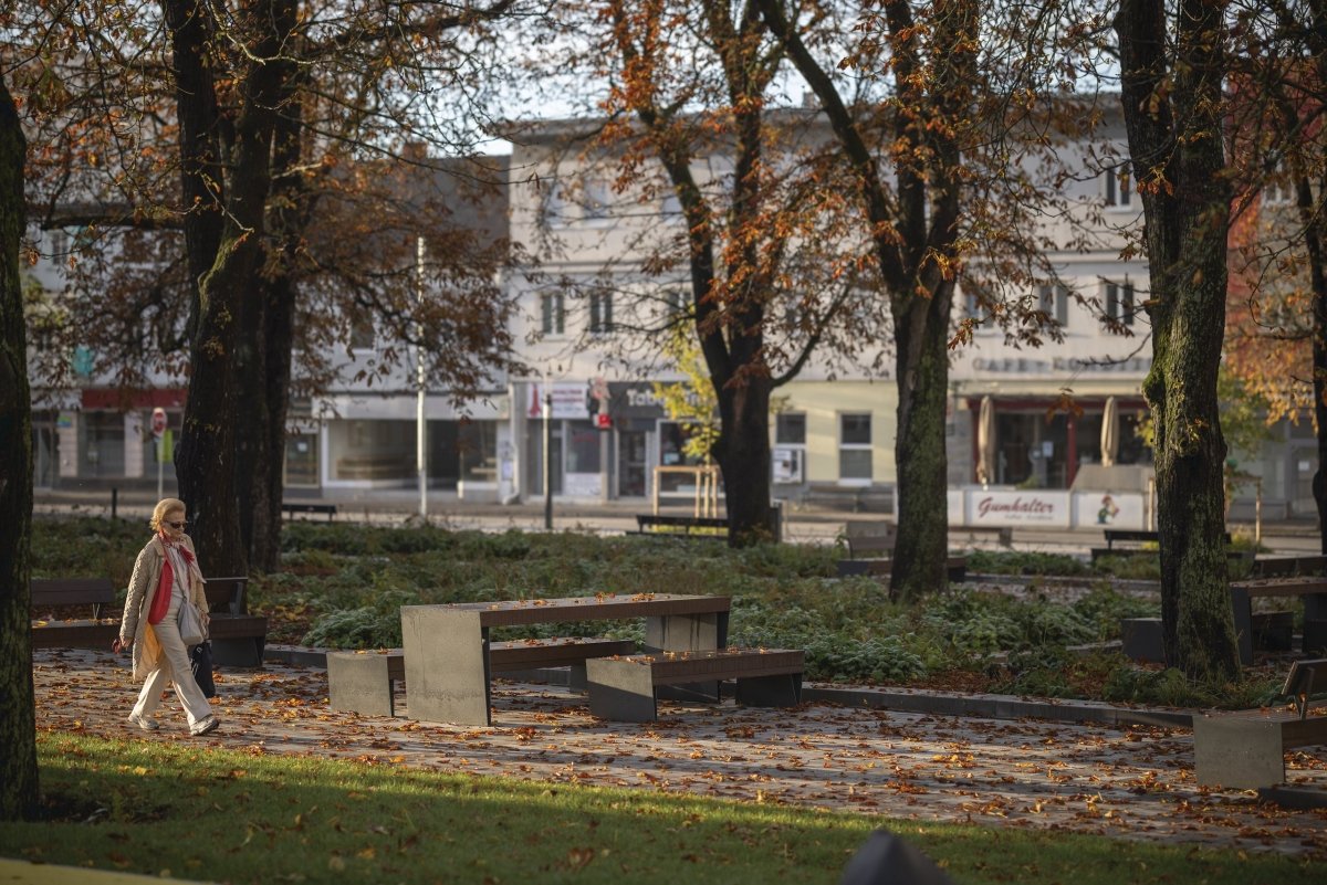 Puistonpenkki Blocq LBQ111t - Lehtovuori