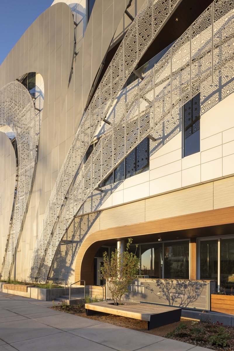 Puistonpenkki Blocq LBQ500t - Lehtovuori