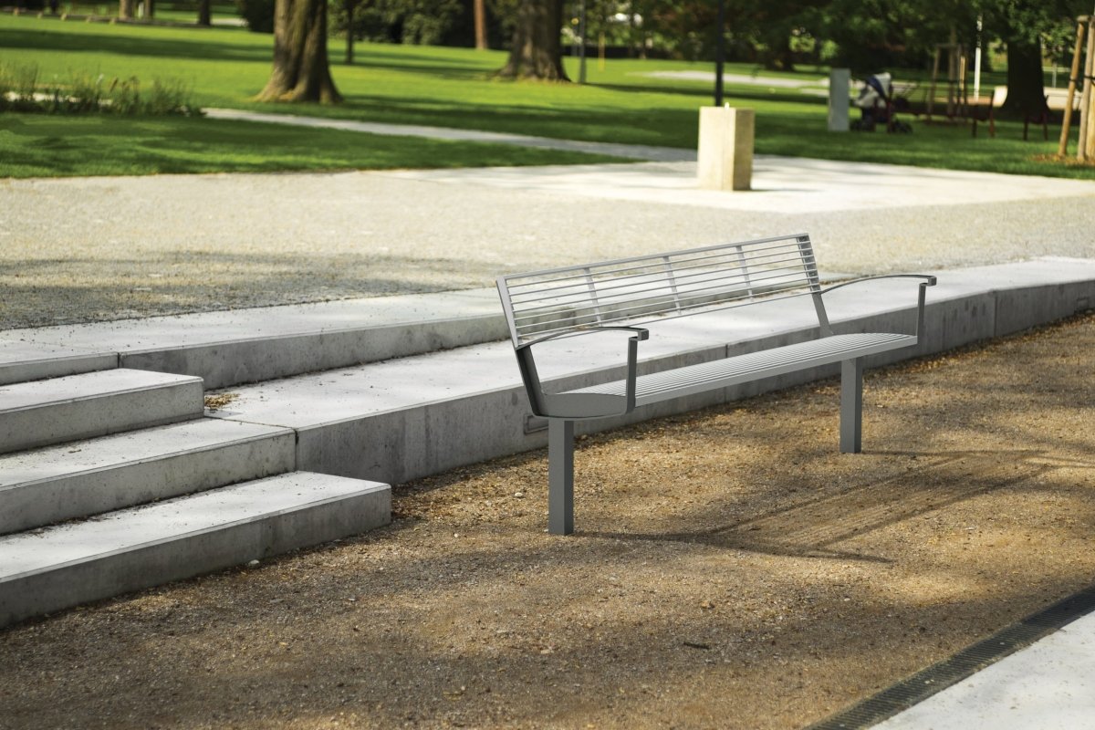 Puistonpenkki Intervera LVR456 - Lehtovuori