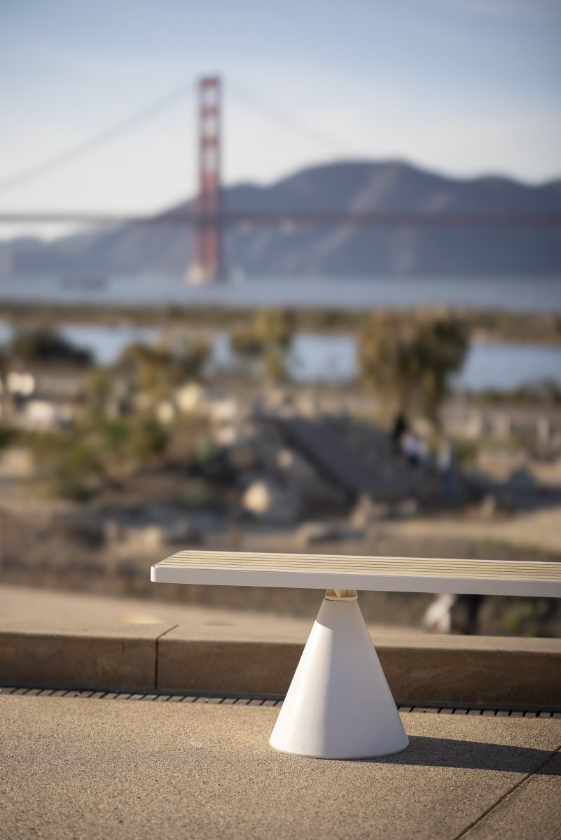 Puistonpenkki mmcité Conics CON111t CON111 - 202001 - ral1000 - 1 - Lehtovuori