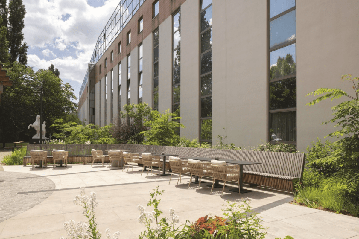 Puistonpenkki mmcité Landscape Compact LPC150t LPC150 - 202000 - ral1000 - Lehtovuori