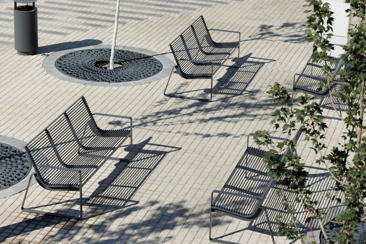 Puistonpenkki mmcité Preva Urbana LPU251 LPU251 - 002000 - ral1000 - Lehtovuori