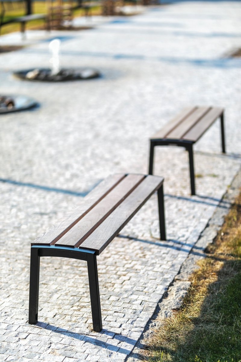 Puistonpenkki mmcité Vera LV711t LV711 - 202000 - ral1000 - Lehtovuori