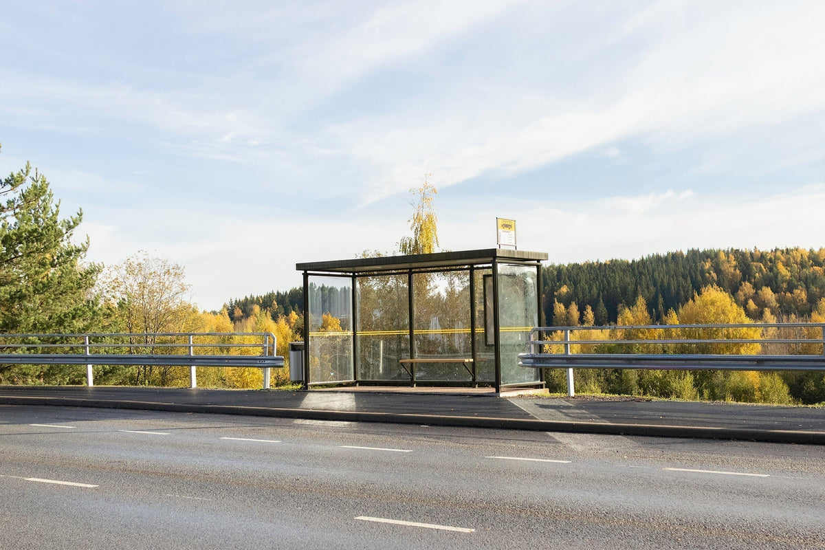 Jyväskylän kaupunki – Tejbrant Favorit -pysäkkikatokset