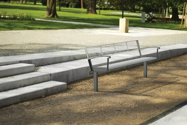 Puistonpenkki mmcité Intervera LVR456