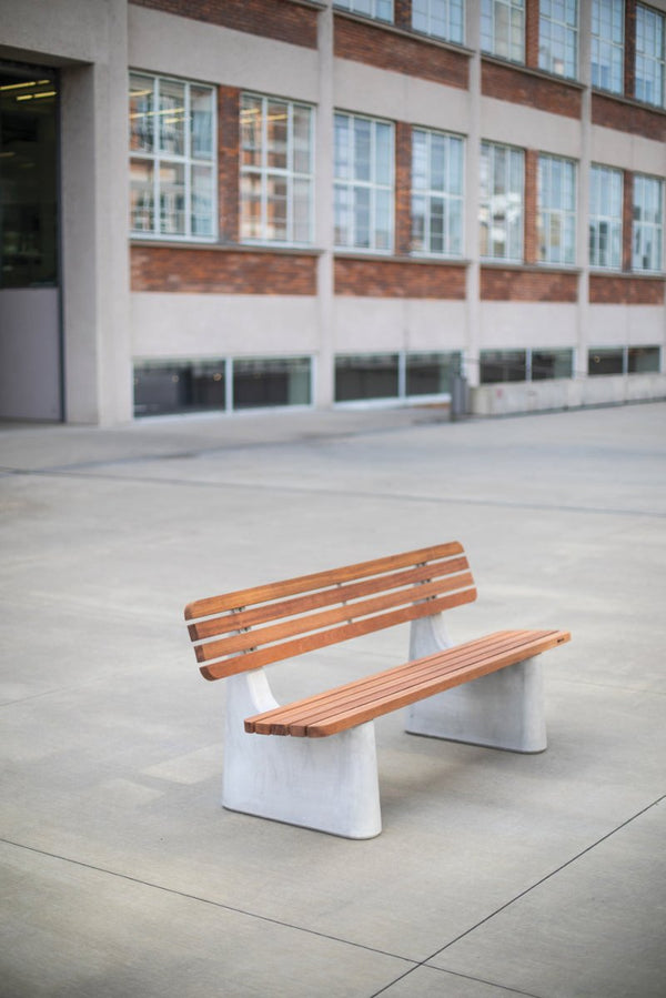 Puistonpenkki mmcité Reforma REF150t