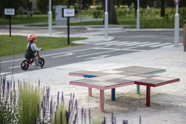 Puistonpenkki mmcité Pixel PIX310r