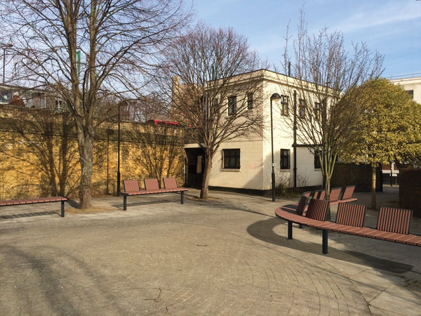 Puistonpenkki mmcité Vera Solo LVS331t