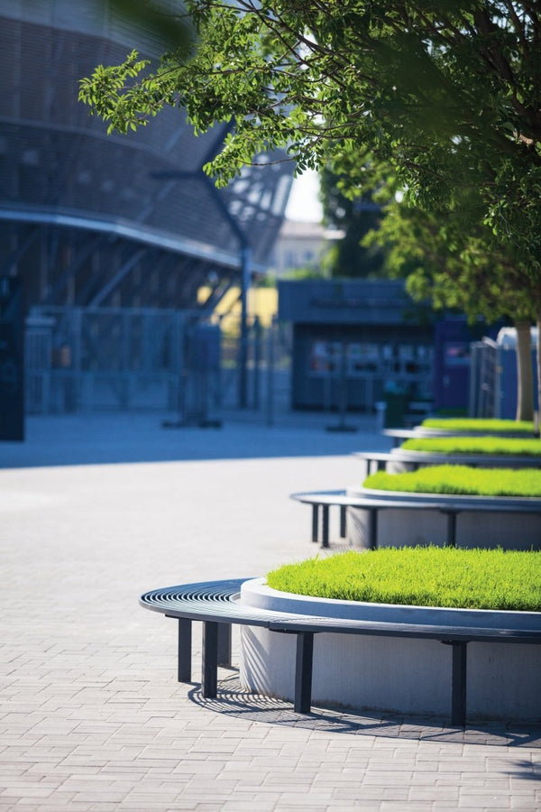 Puistonpenkki mmcité Vera Solo LVS510